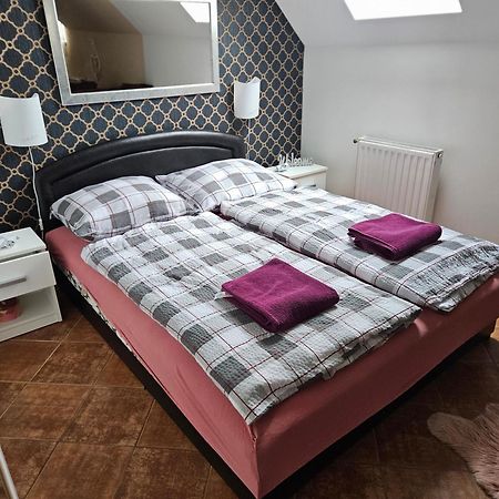 Greta Apartman Hajduszoboszlo Bagian luar foto